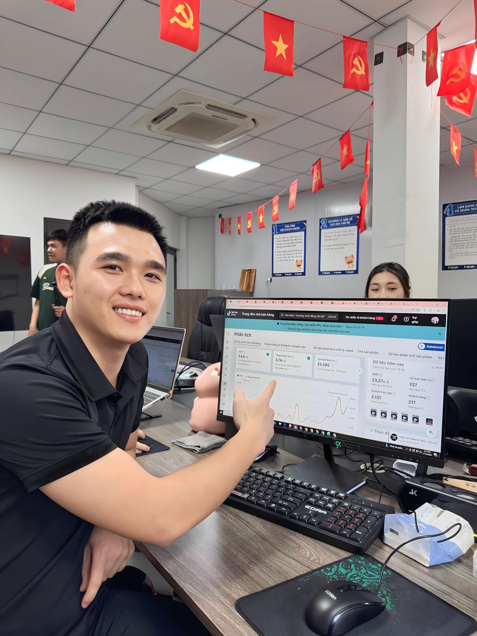 +30 Tỷ/tháng - Doanh số vận hành - Thành tựu của CEO Vũ Xuân Tuyền
